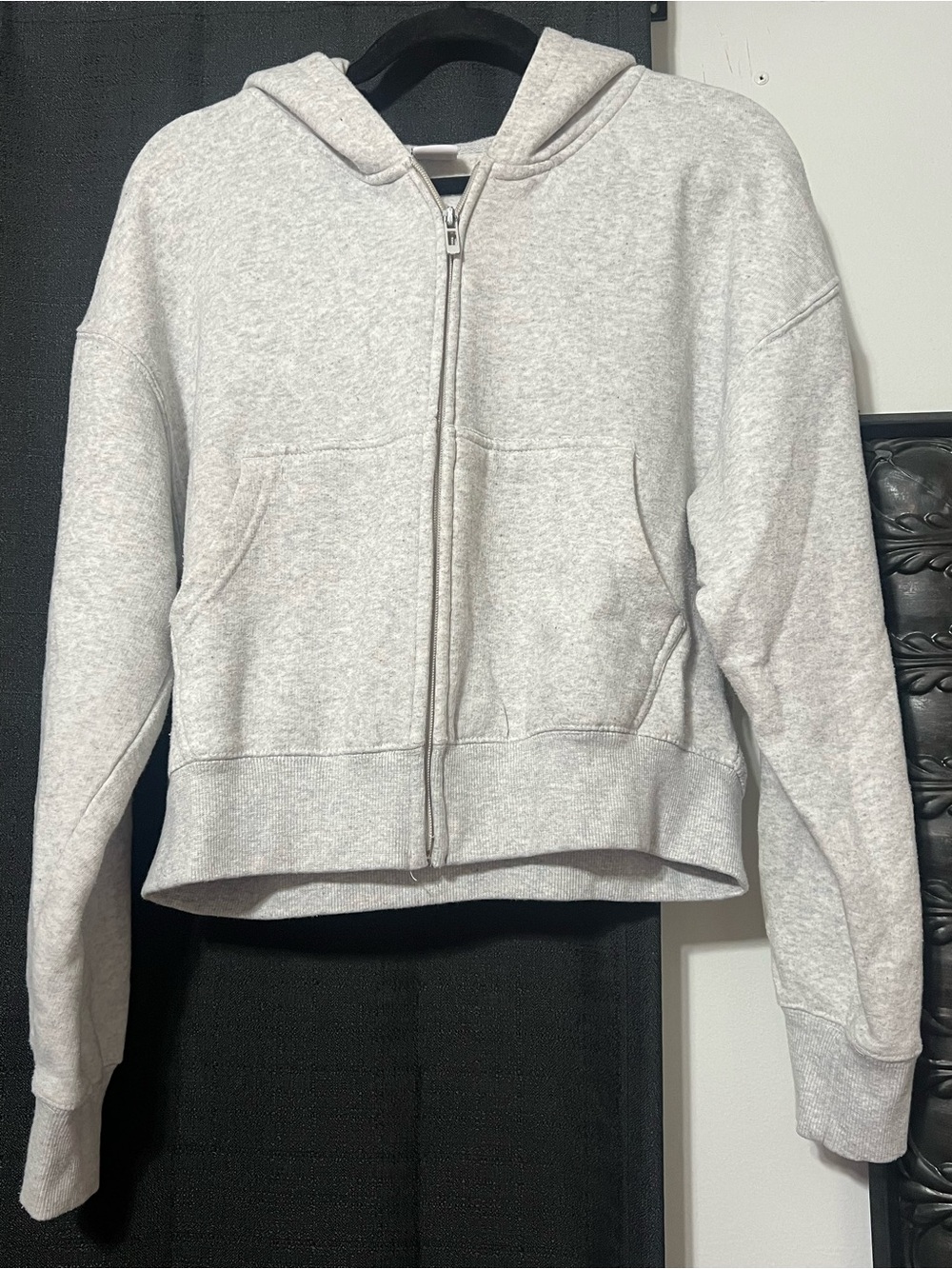 Heather Light Gray Women's Cropped Zip Hoodie with Kangaroo Pockets